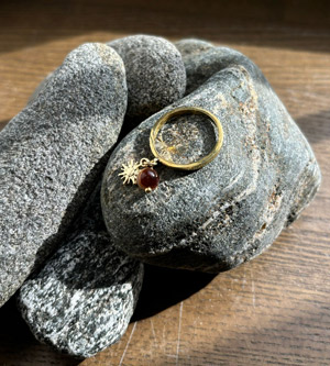 Кольцо "Ягодка"