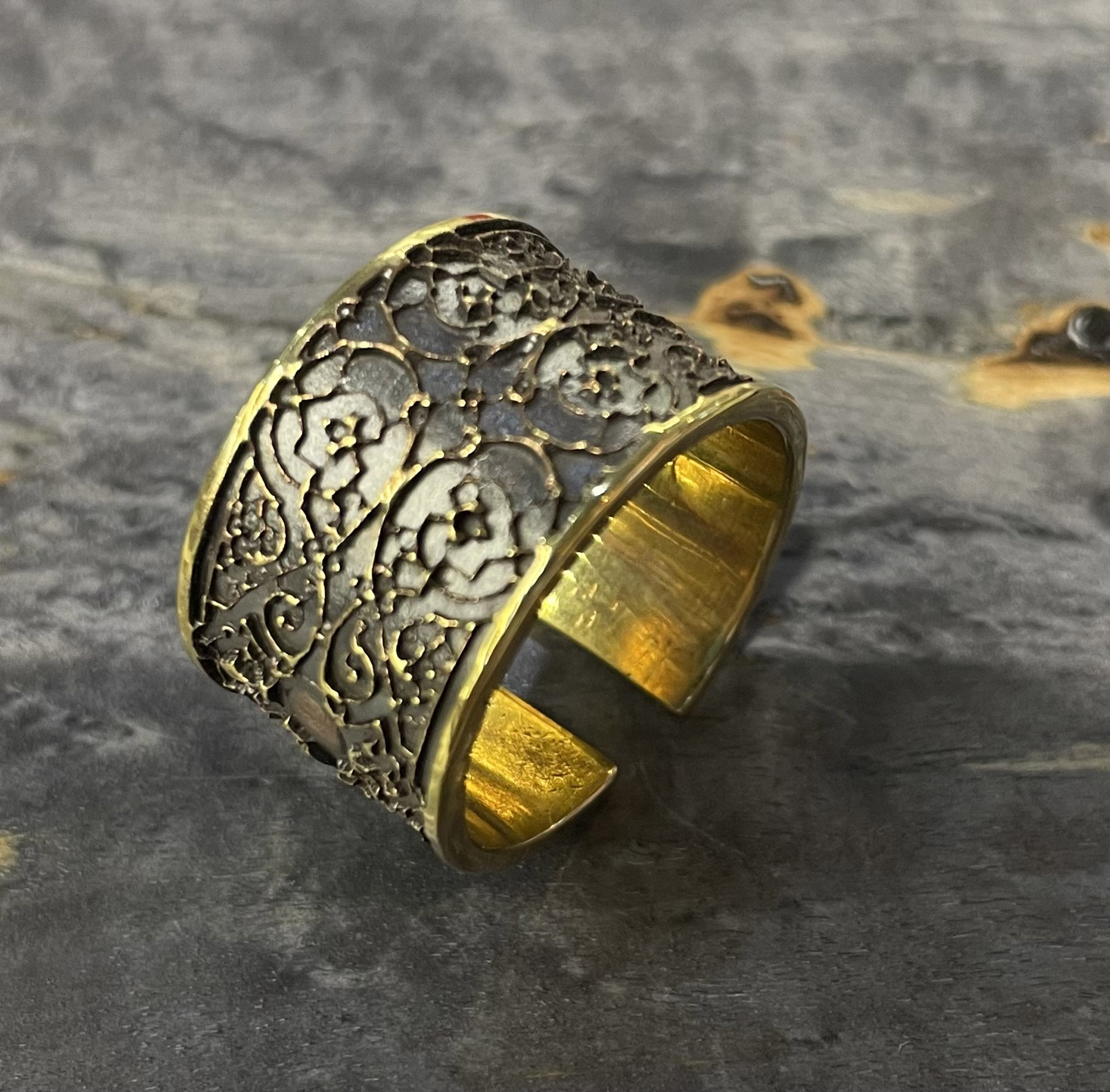 Кольцо с орнаментом "Нежность" ювелирная бронза