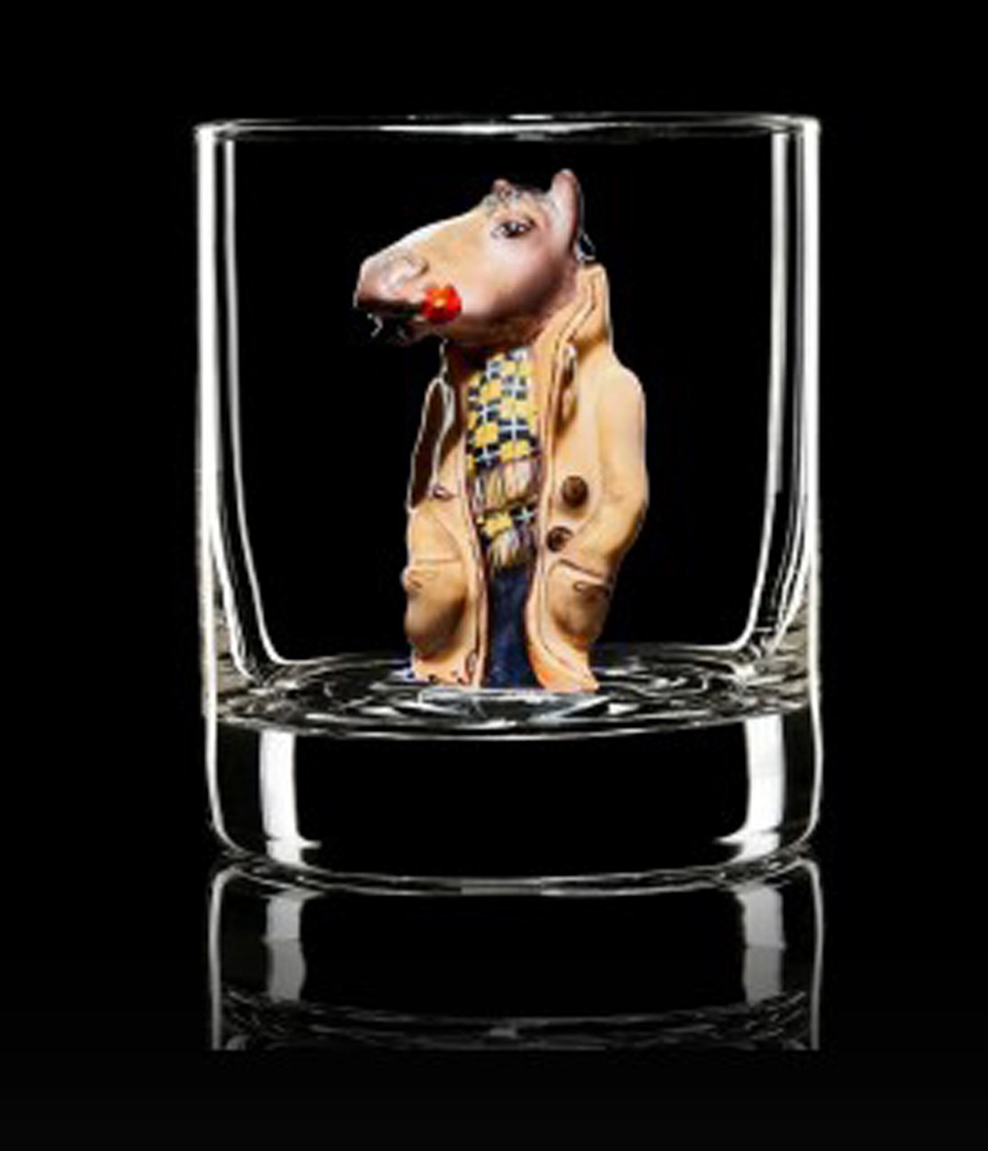 Стакан под виски Конь в пальто