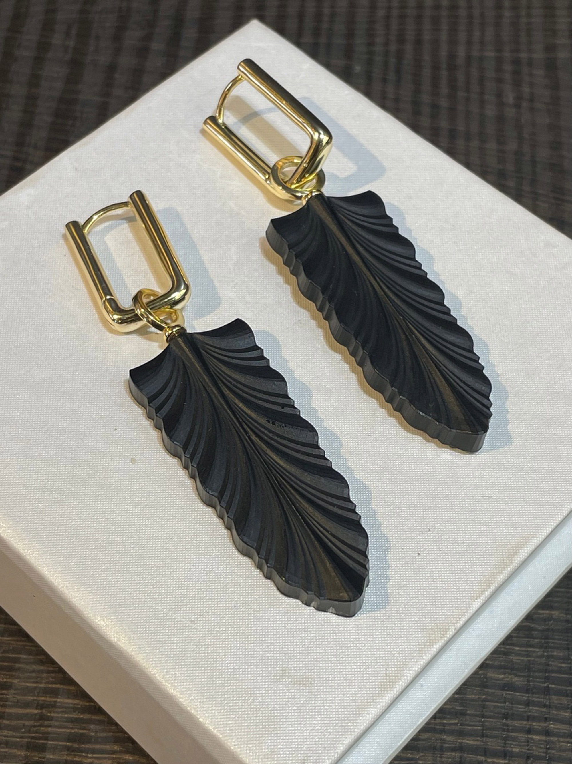 Серьги Пёрышки черные