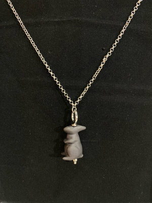 Подвес черный заяц