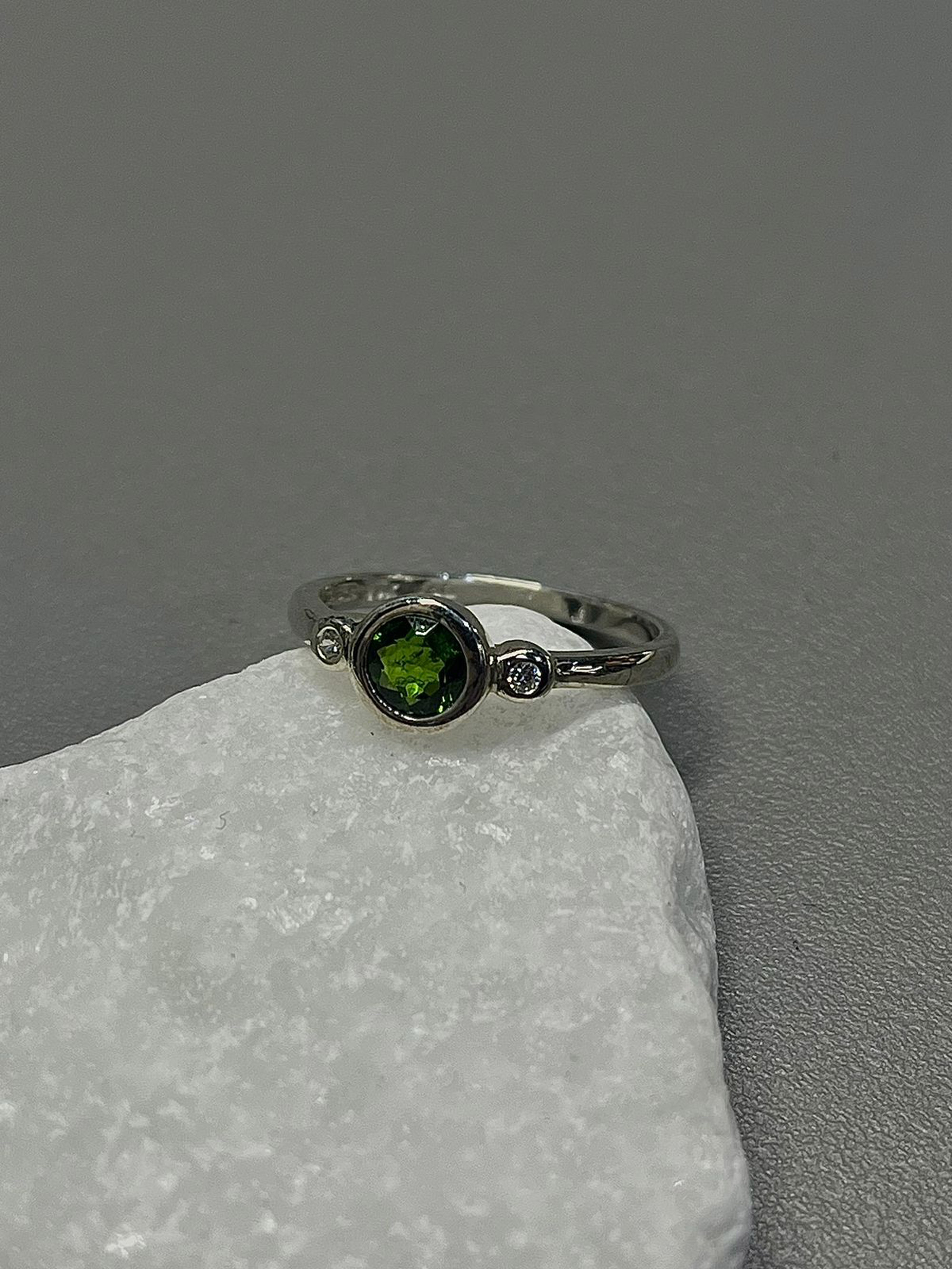 Кольцо из серебра